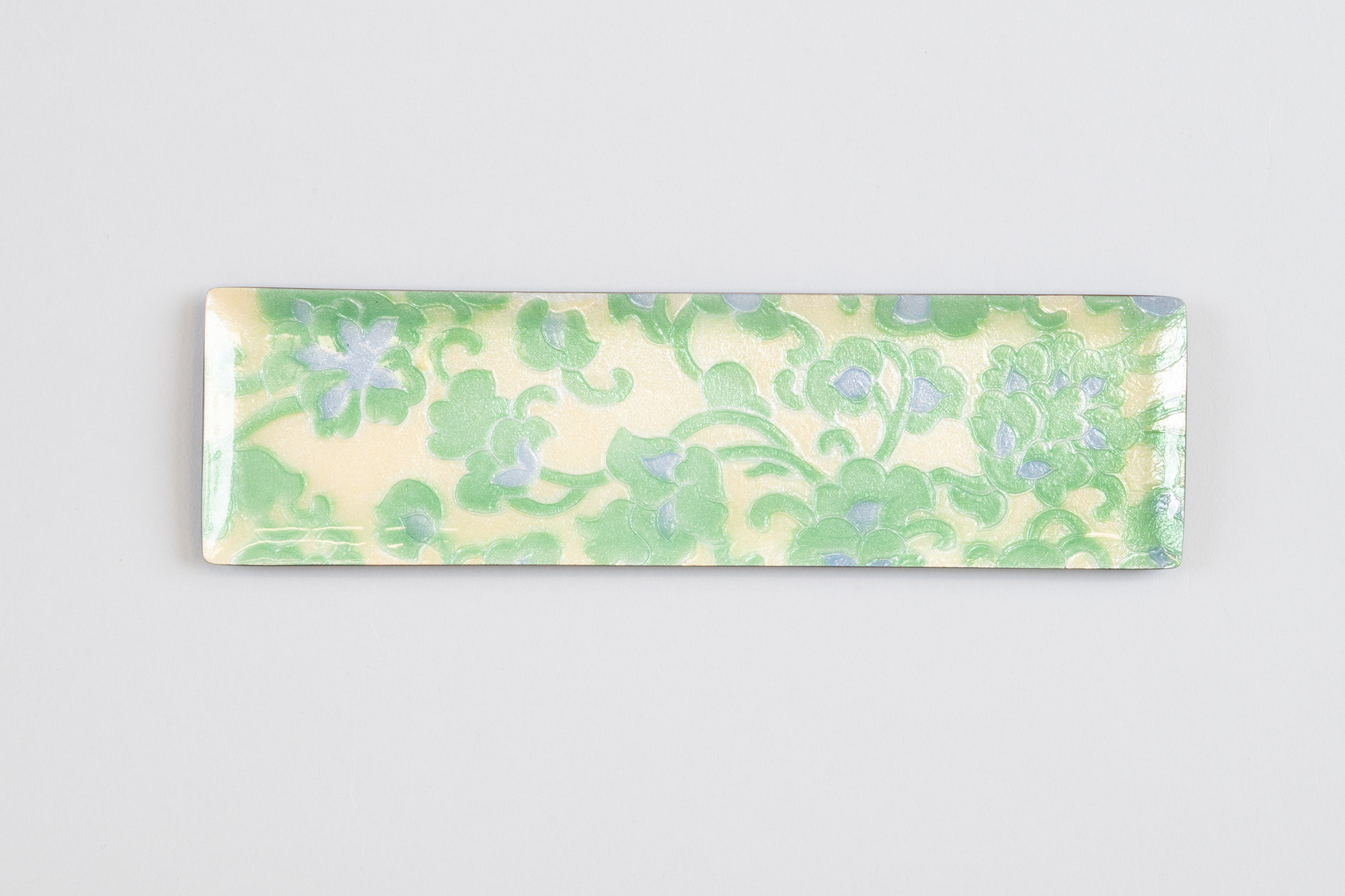 Image of Decorative desk tray from Deputy Mayor of Kobe, Satoru Kano, 1973