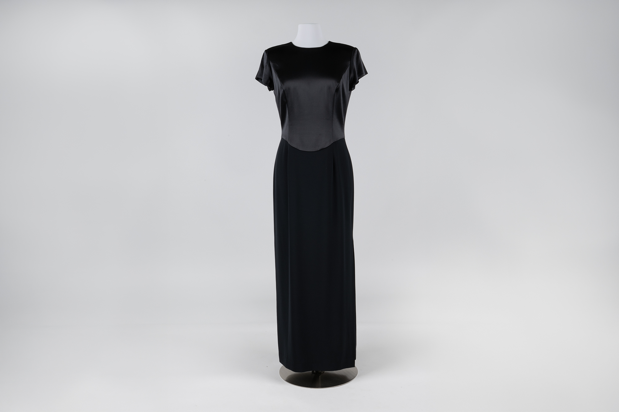 Image of Black gown from evening ensemble, 1996