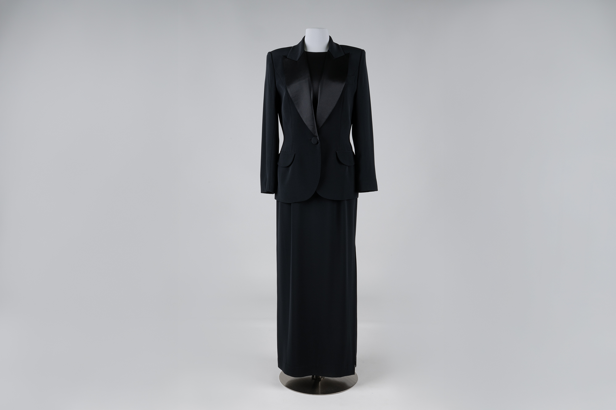 Image of Black gown from evening ensemble, 1996