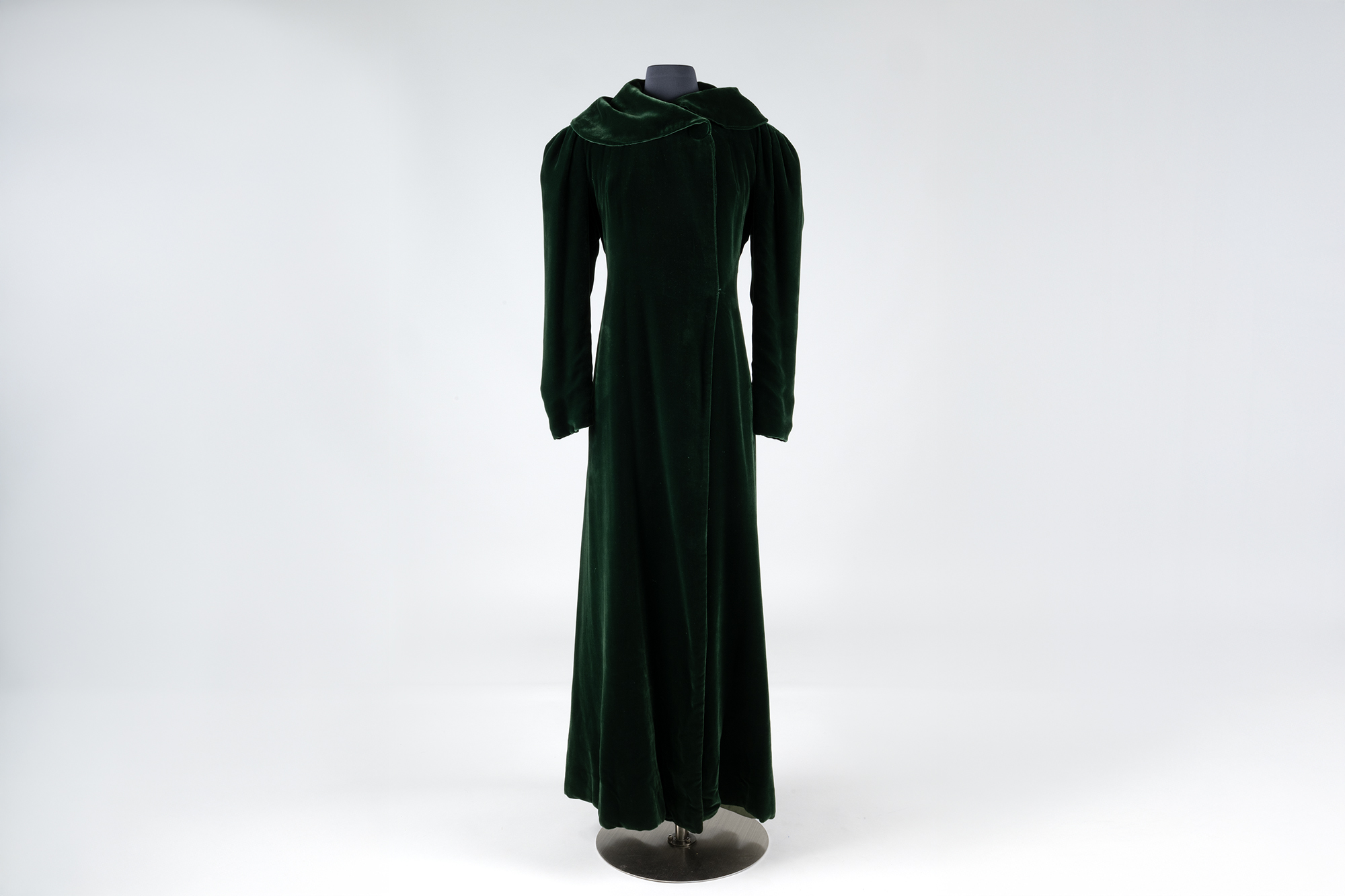 Image of Green velvet coat, owned by Mary Ann Wells, 1930s