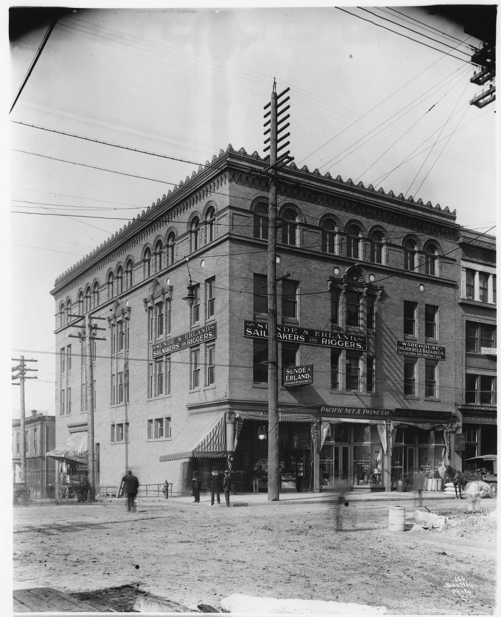 Image of L.C. Smith Block, Seattle, circa 1900