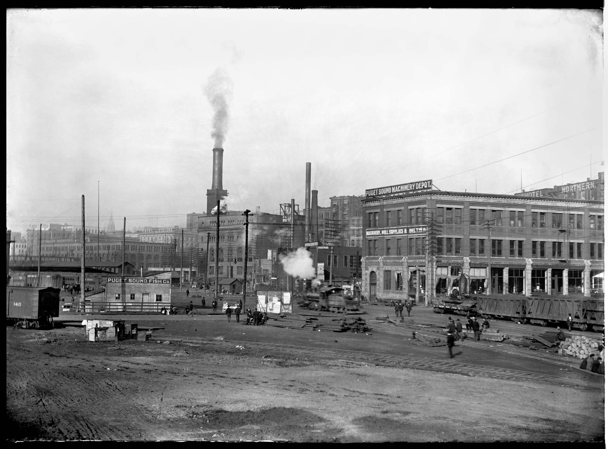 Image of Railroad Avenue and Puget Sound Machinery Depot, Seattle, circa 1905