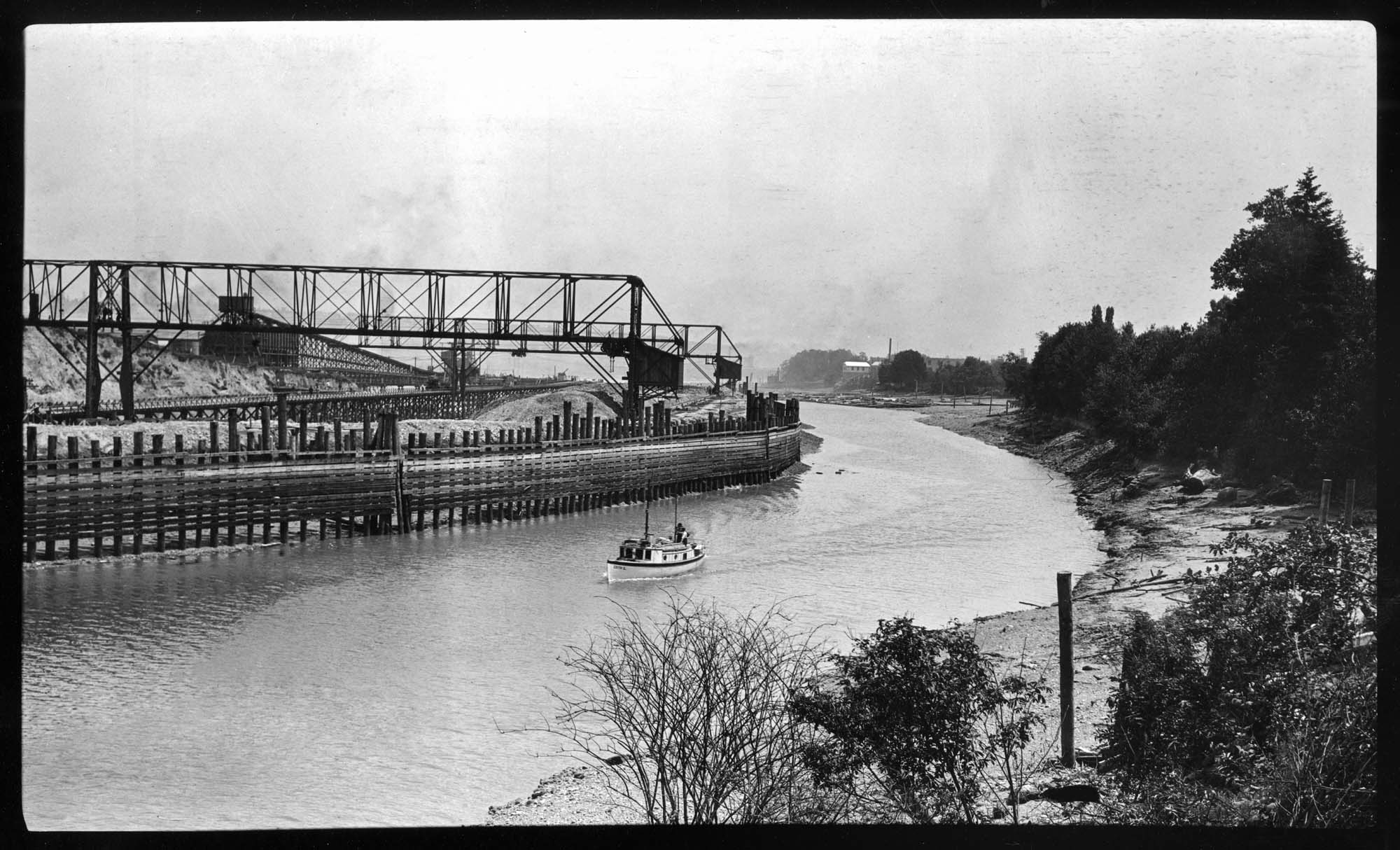 Image of Ballard locks under construction, Seattle, 1914