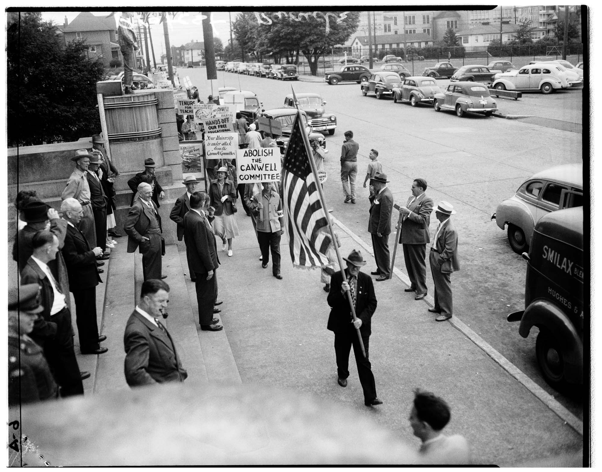 Image of Protestors outside Canwell Committee hearings, Seattle, 1948