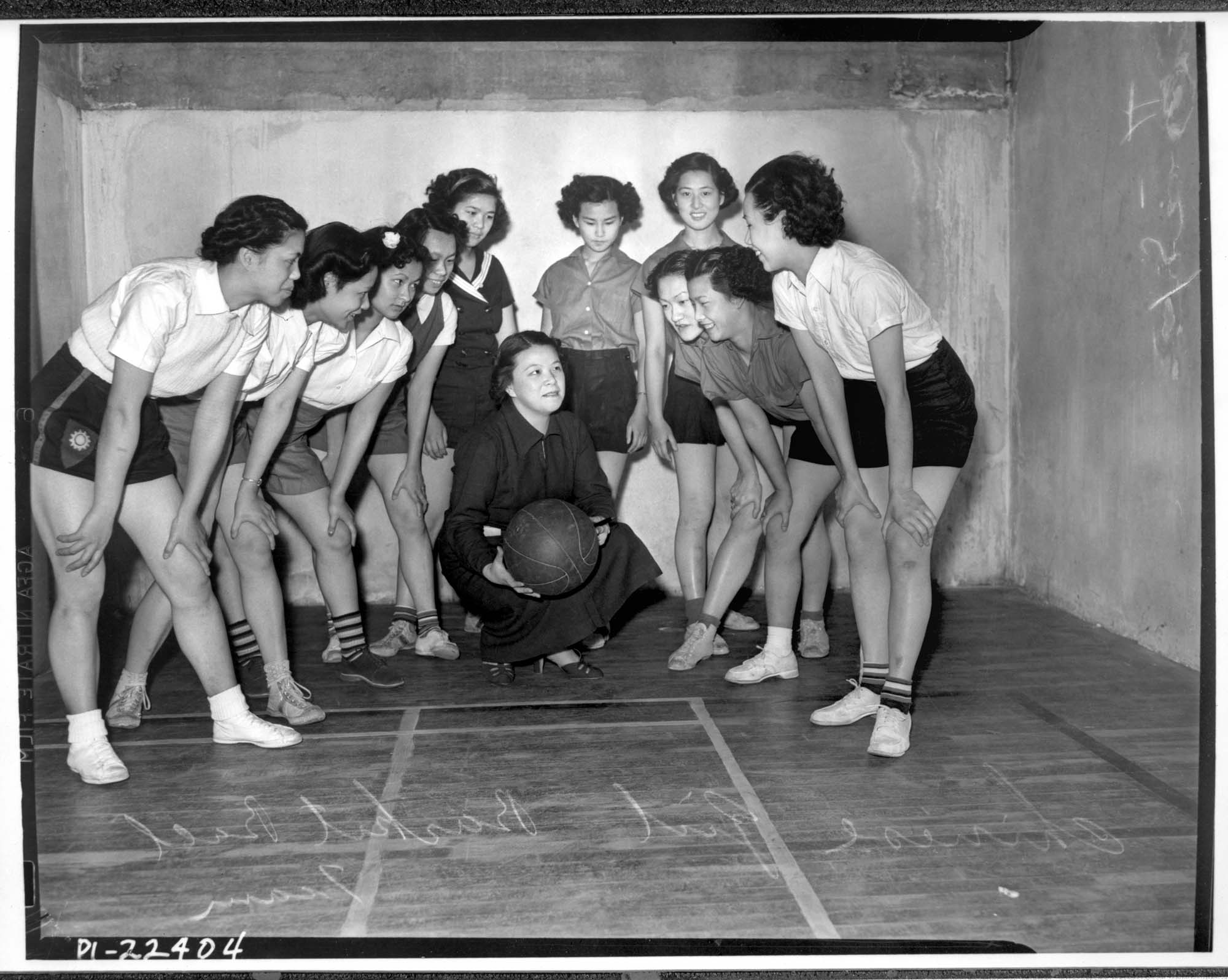 Image of Chinese-American basketball team, Seattle, 1938