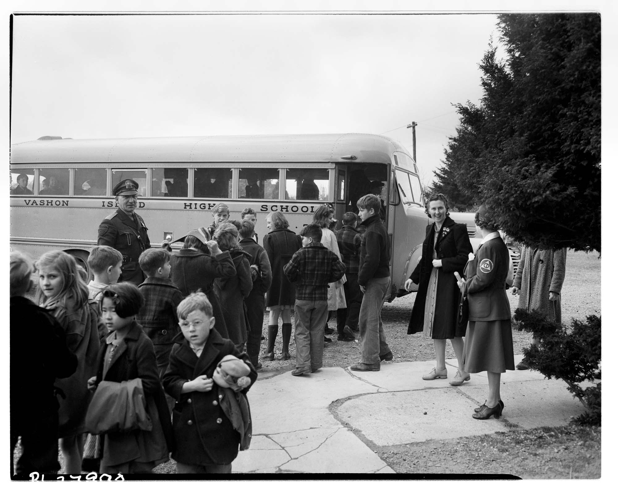 Image of Civil defense workers in first aid drill, March 1942
