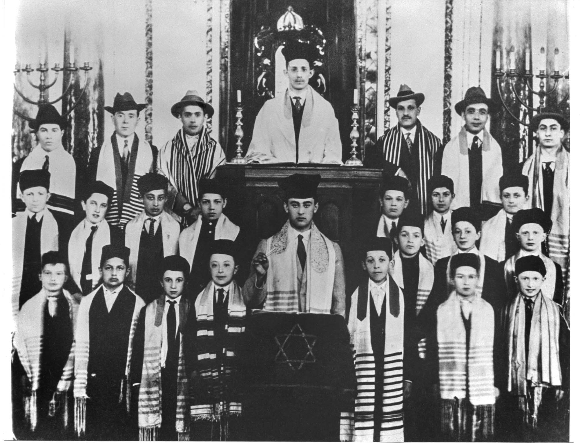 Image of Choir at Bikur Cholim Synagogue, Seattle, 1916