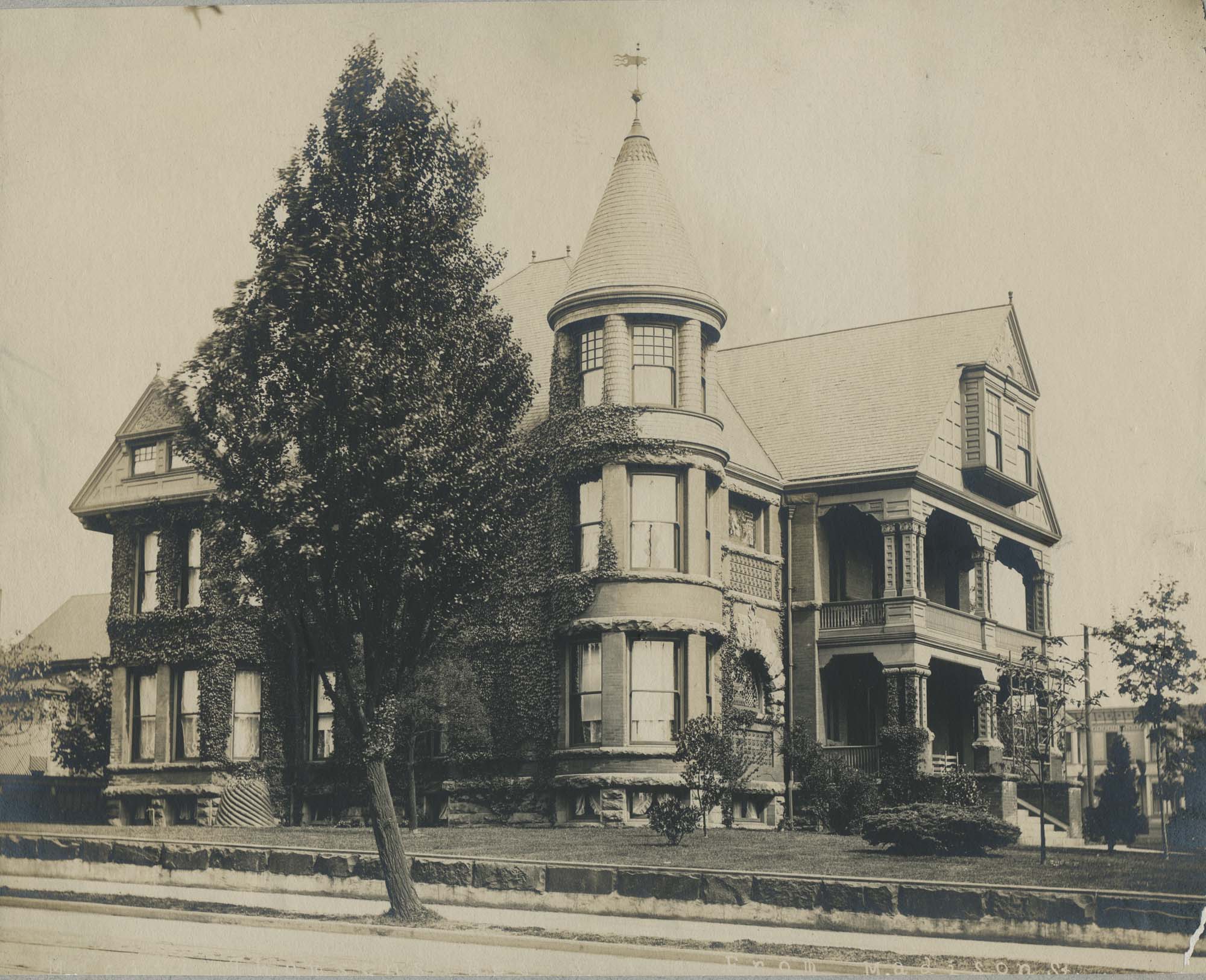 Image of Thomsen residence, Seattle, circa 1892