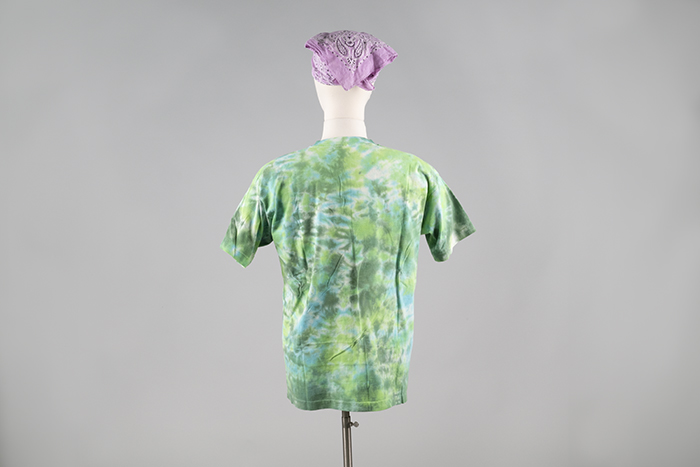 Image of “Grateful Gourmet” T-shirt and bandana from Almost Live! TV show, 1993
