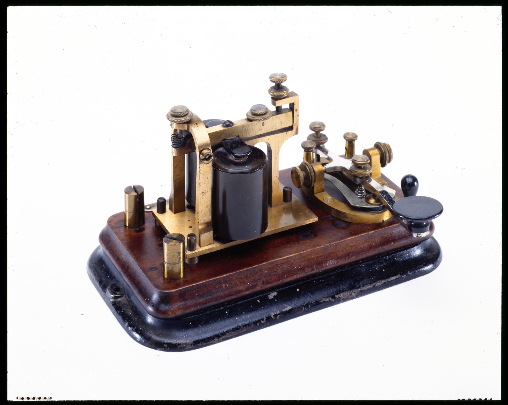 Image of Telegraph key and sounder from Manhattan Electric Supply Company, ca. 1900