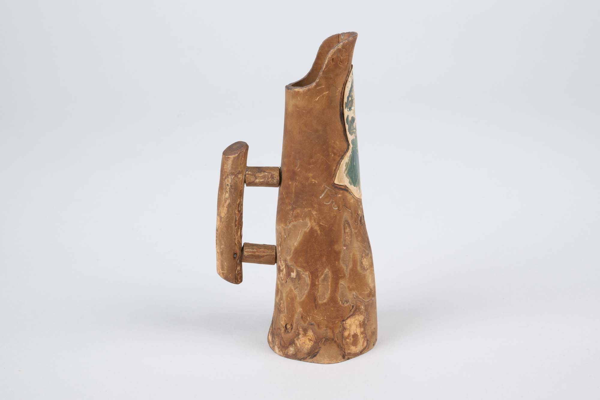 Image of Potlatch vase with image of Kikisoblu (Princess Angeline), 1905