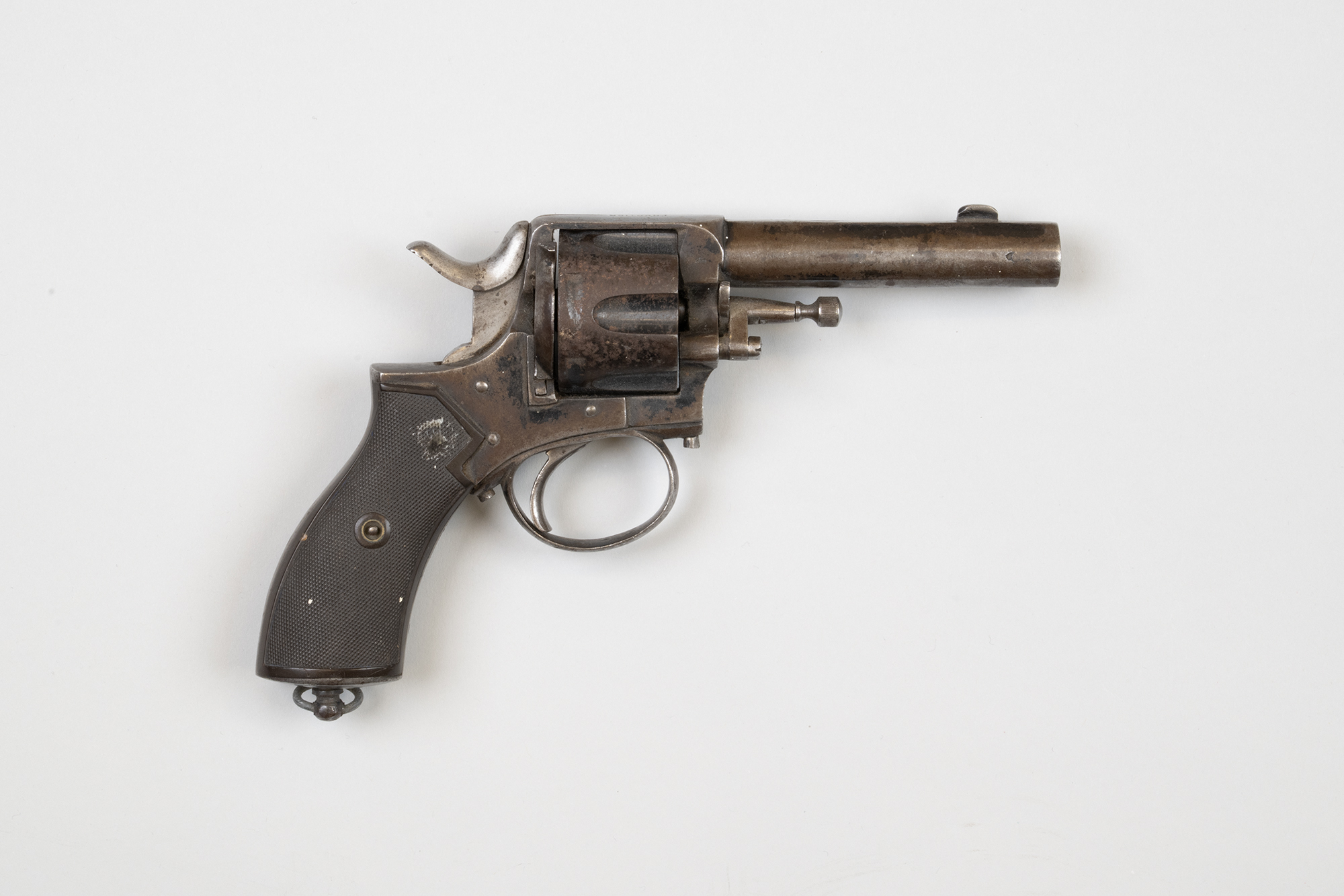 Image of Police revolver that belonged to King County Sheriff Harlan S. Callahan, ca. 1890