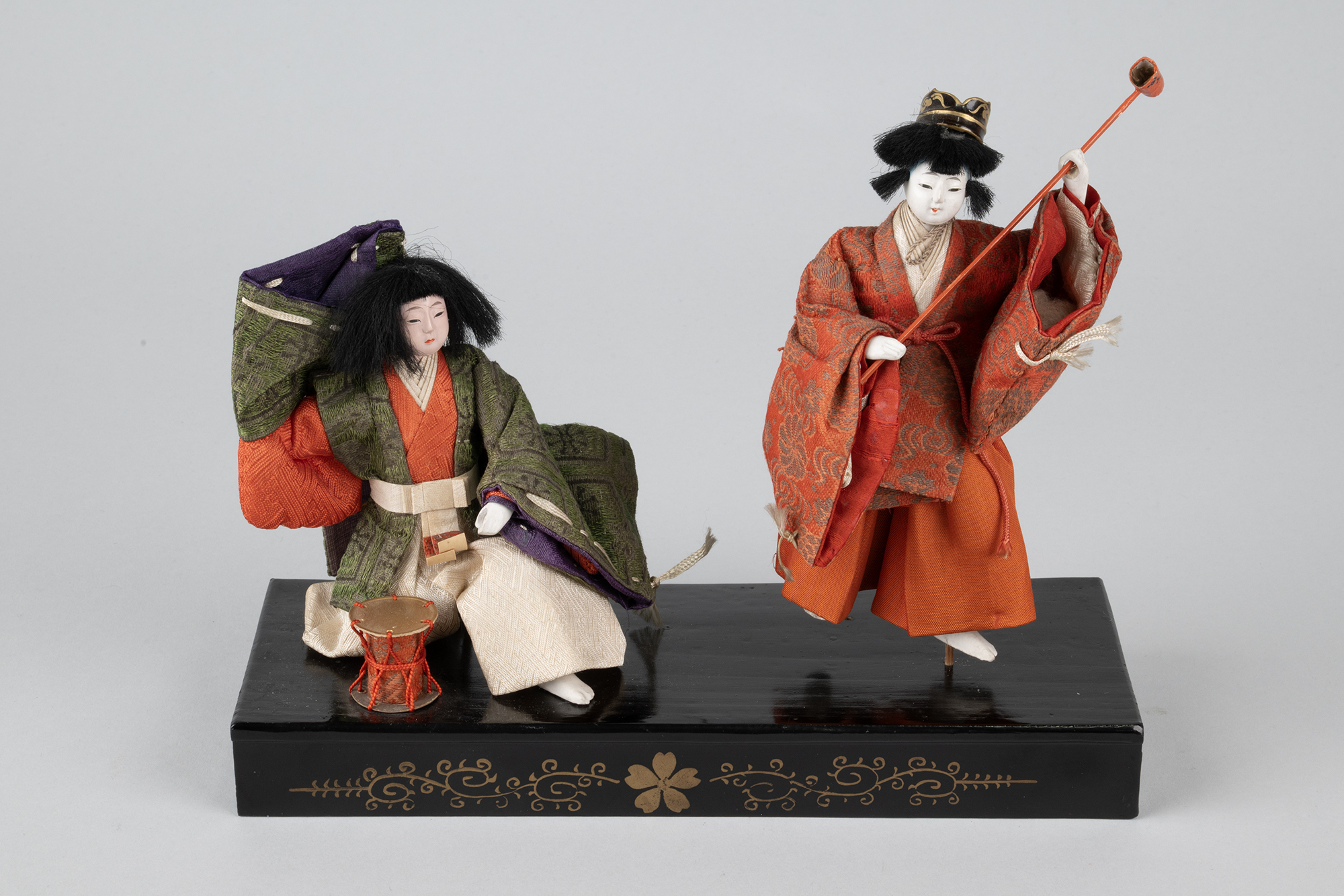 Image of Two dolls from Boys’ Day, ca. 1930-1940