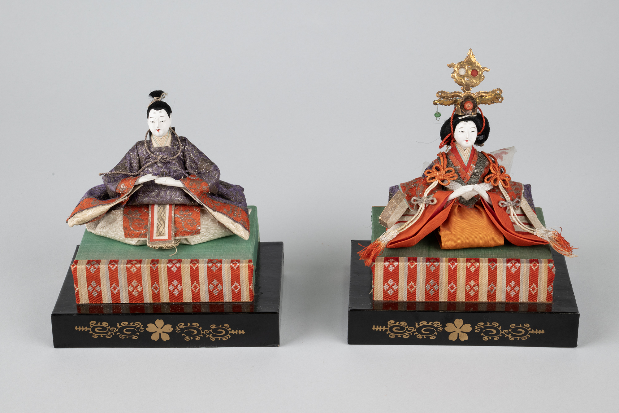 Emperor and Empress dolls from a Girls' Day set, ca. 1930-1940