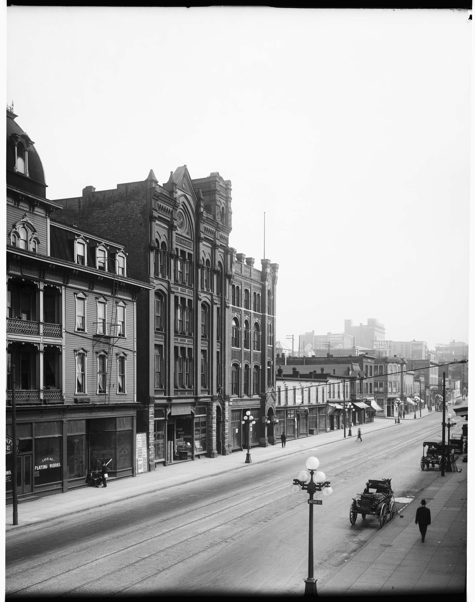 Image of First Avenue looking south from Battery Street, circa 1915