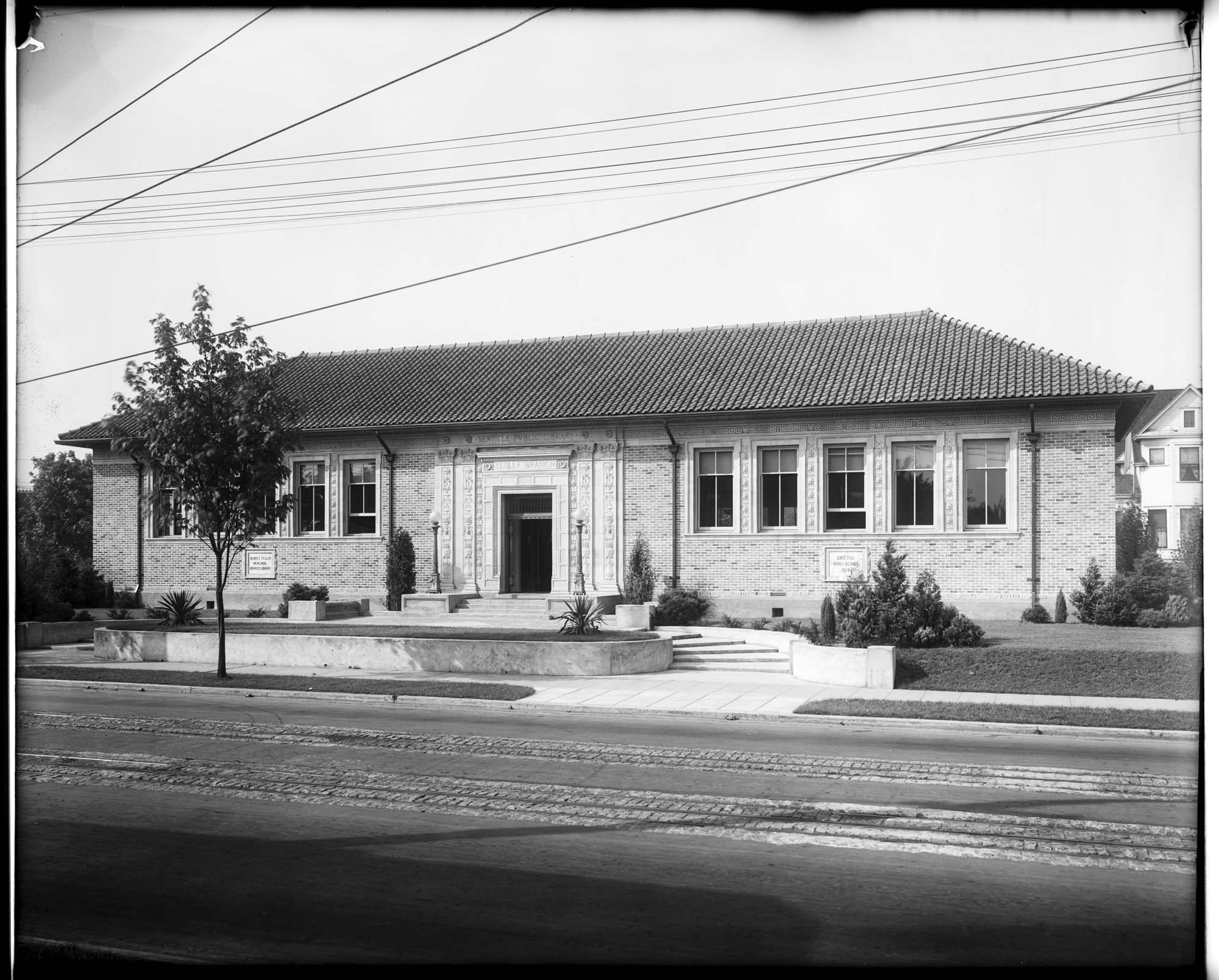 Image of Yesler Branch Library, Seattle, circa 1916