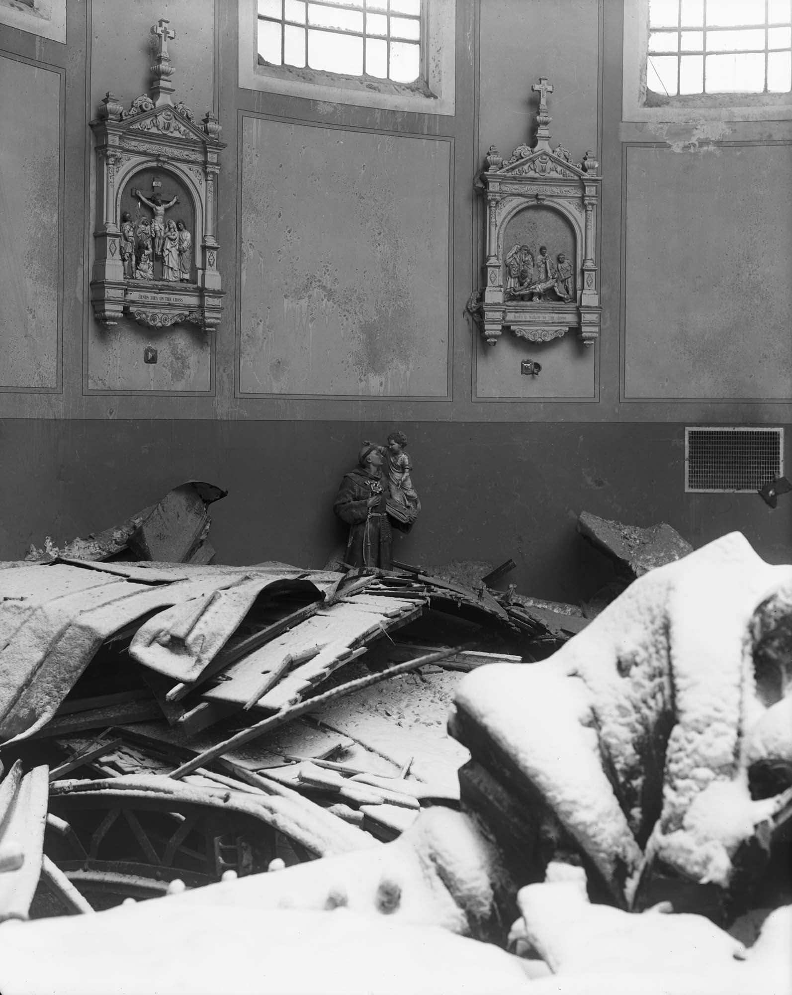 Image of St. James Cathedral  roof cave-in, February 2, 1916