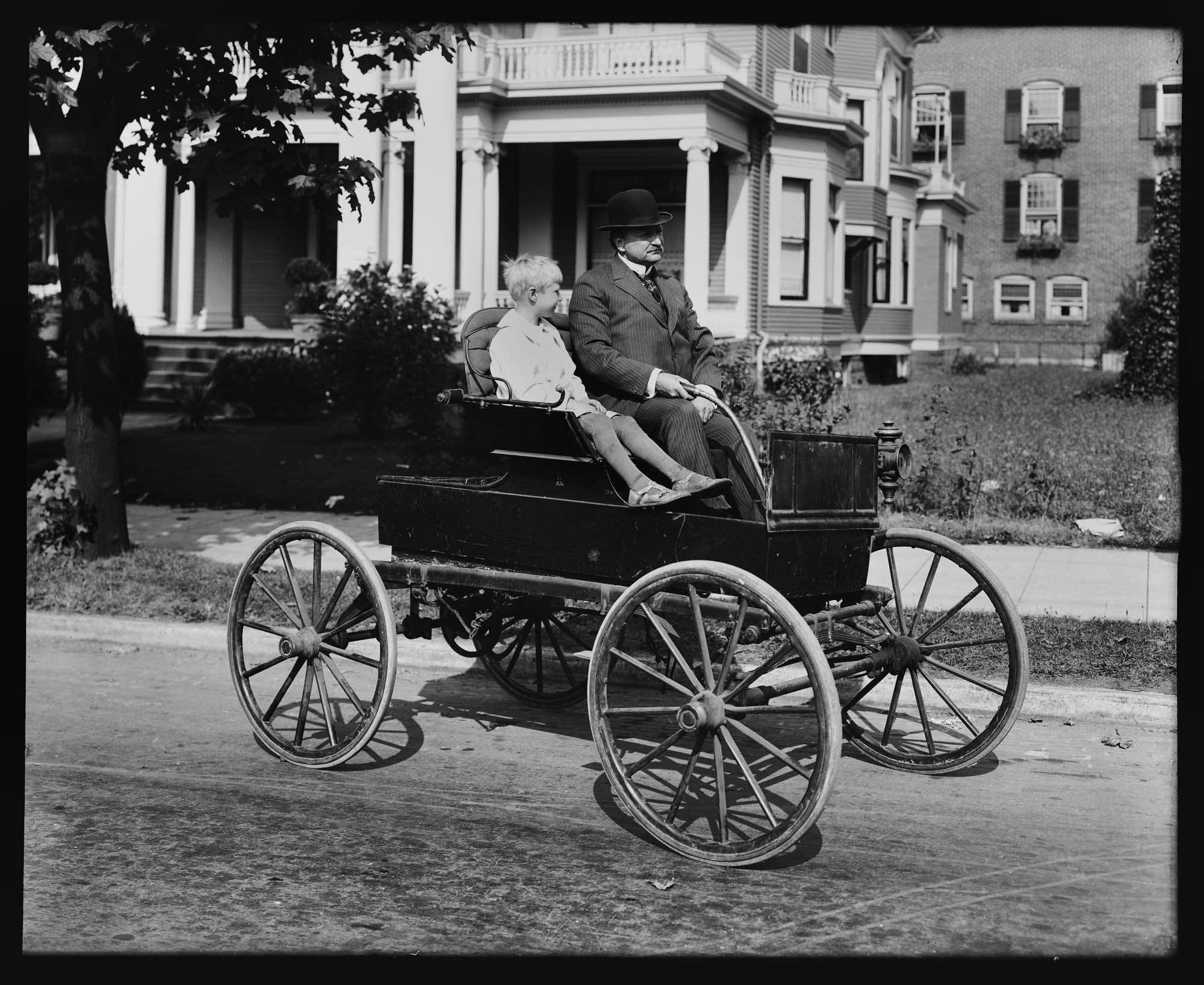 Image of Horseless carriage, circa 1916