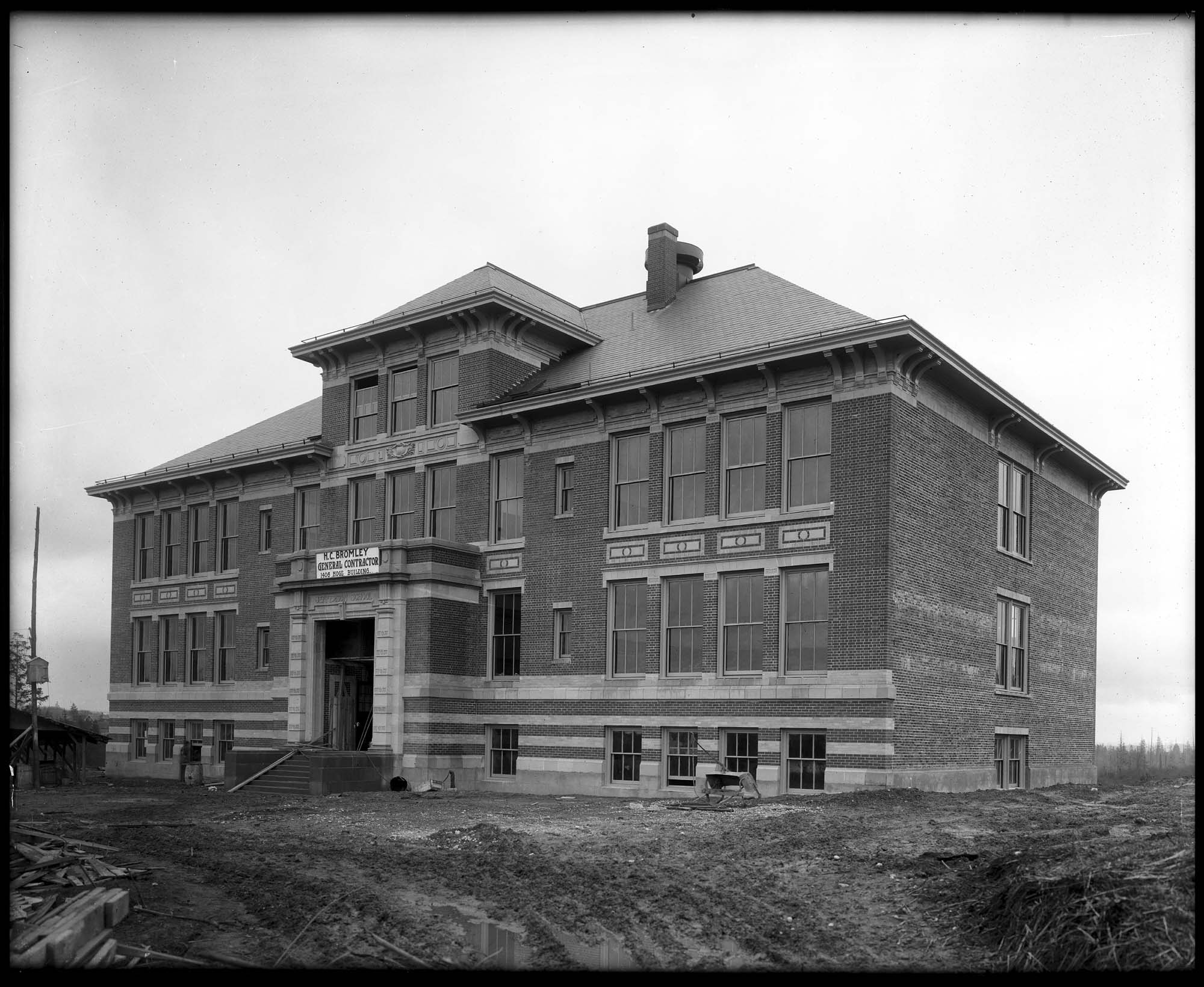 Image of Jefferson School, circa 1911
