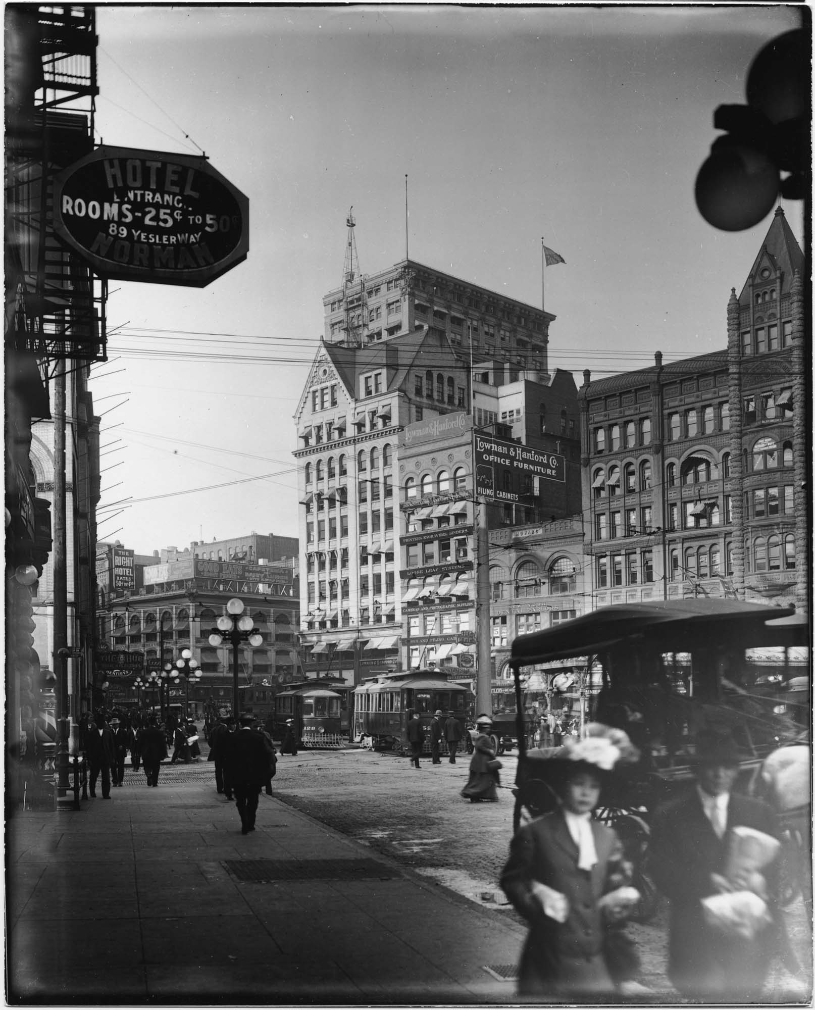 Image of Pioneer Square, Seattle, circa 1912