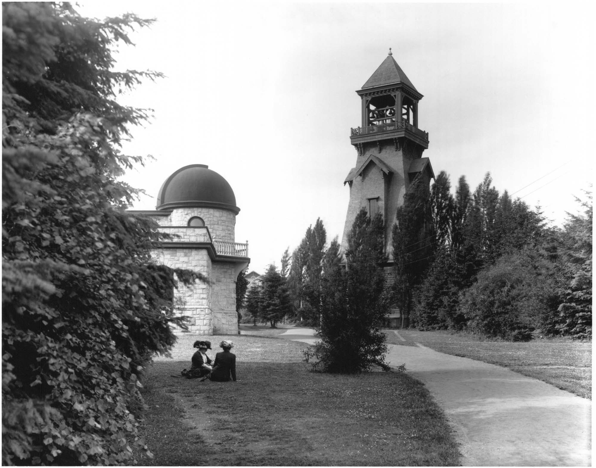 Image of University of Washington observatory and chimes tower, Seattle, circa 1913