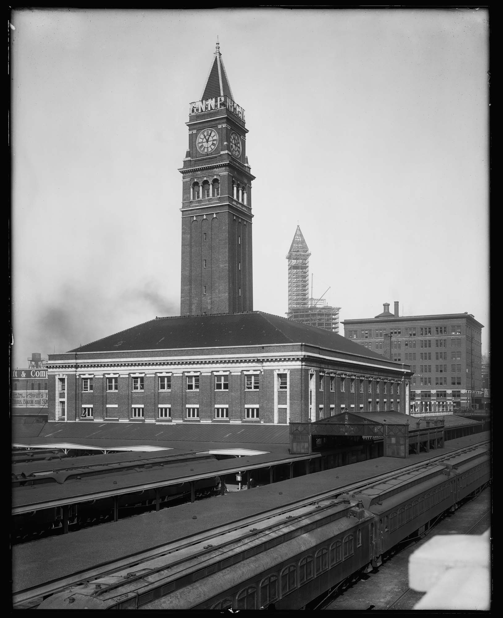 Image of King Street Station, Seattle, circa 1913