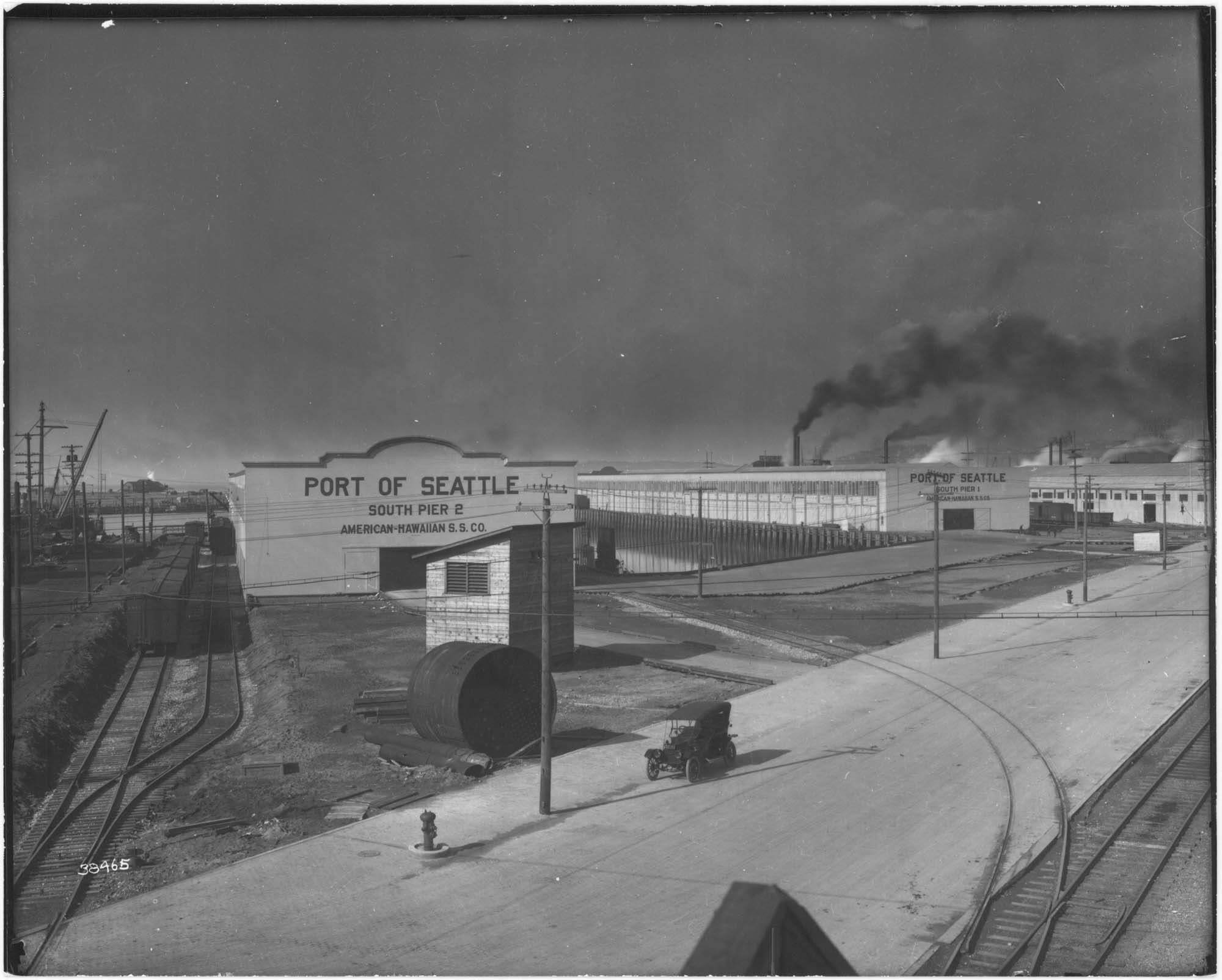 Image of South Piers 1 and 2, Seattle, circa 1915