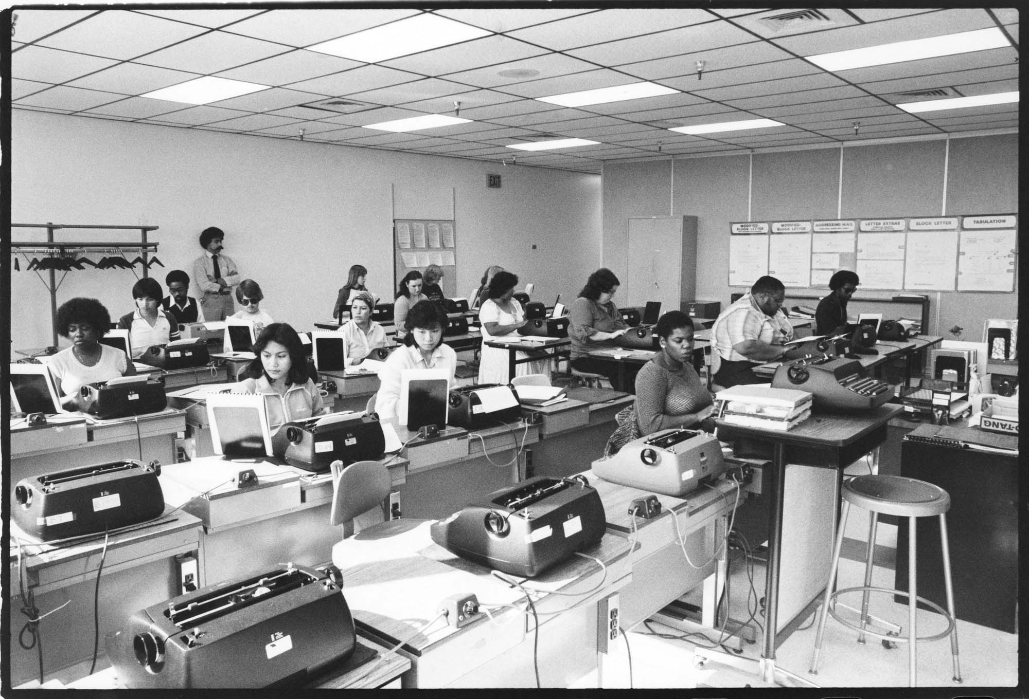 Image of Students at Seattle Opportunities Industrialization Center, September 23, 1983