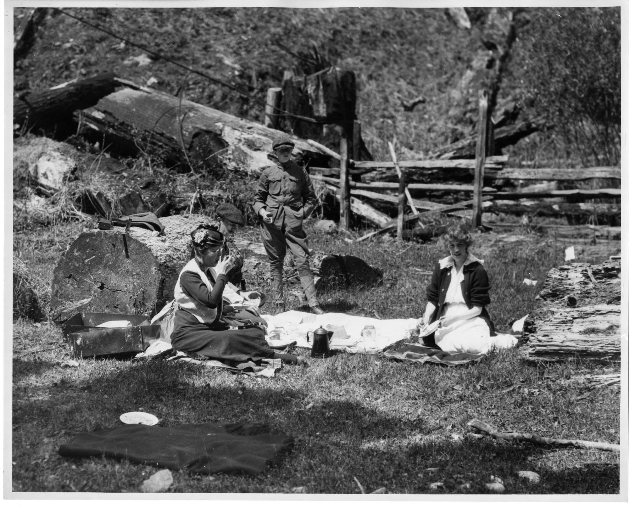 Image of Denny family picnic on Snoqualmie River, circa 1918