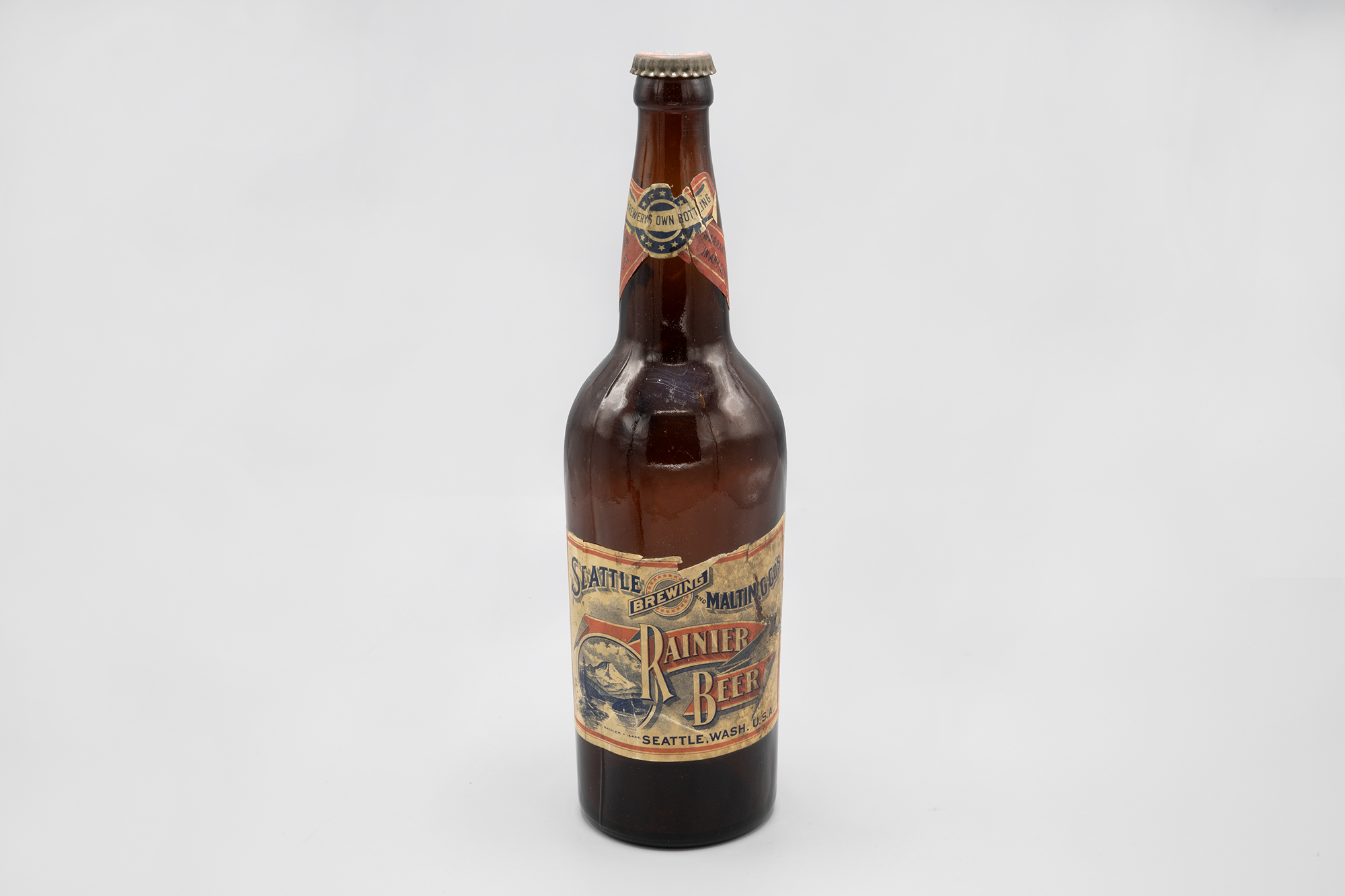 Image of Rainier Beer bottle, ca. 1900