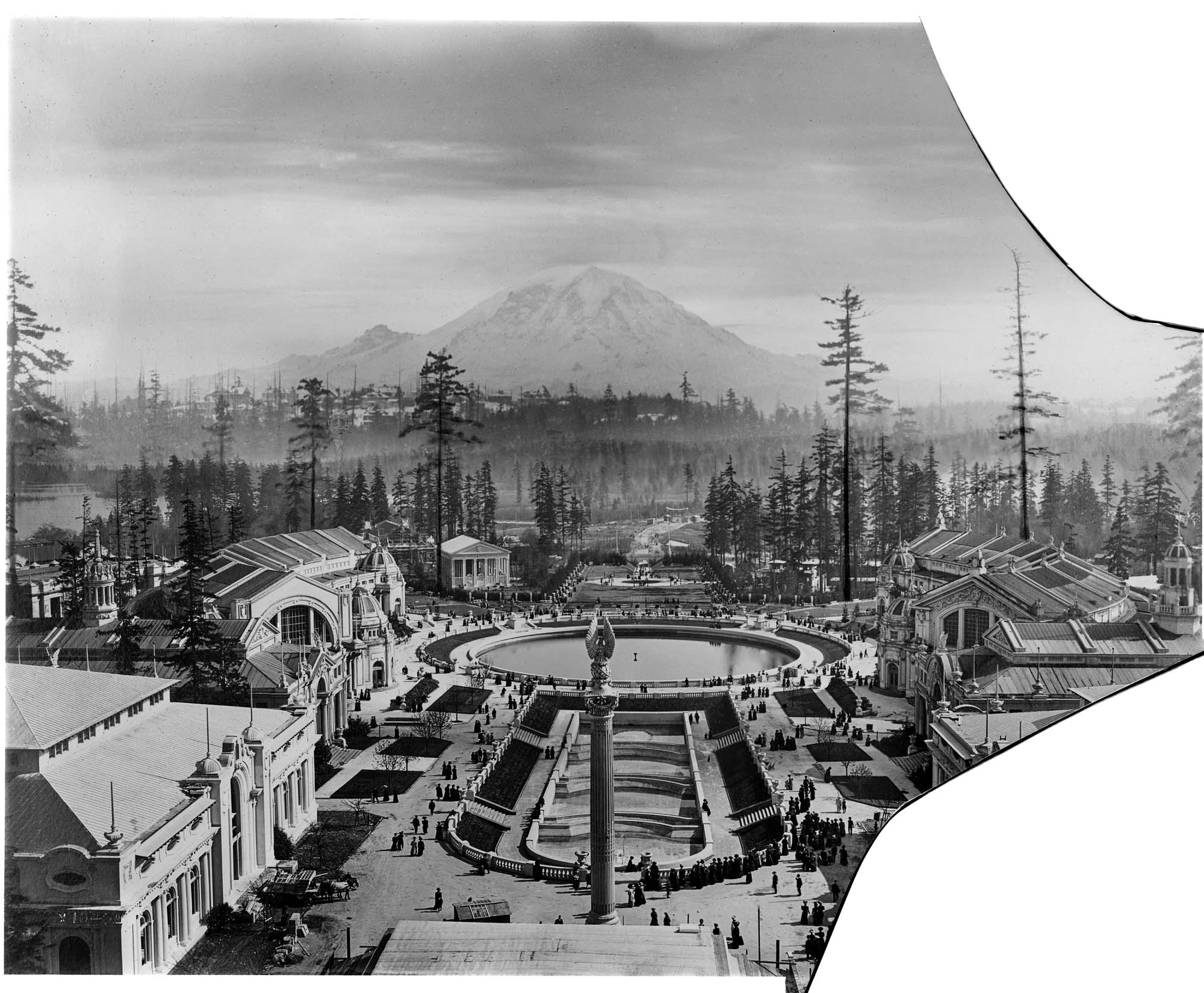Image of View along Rainier Vista from the Governnment Building, 1909