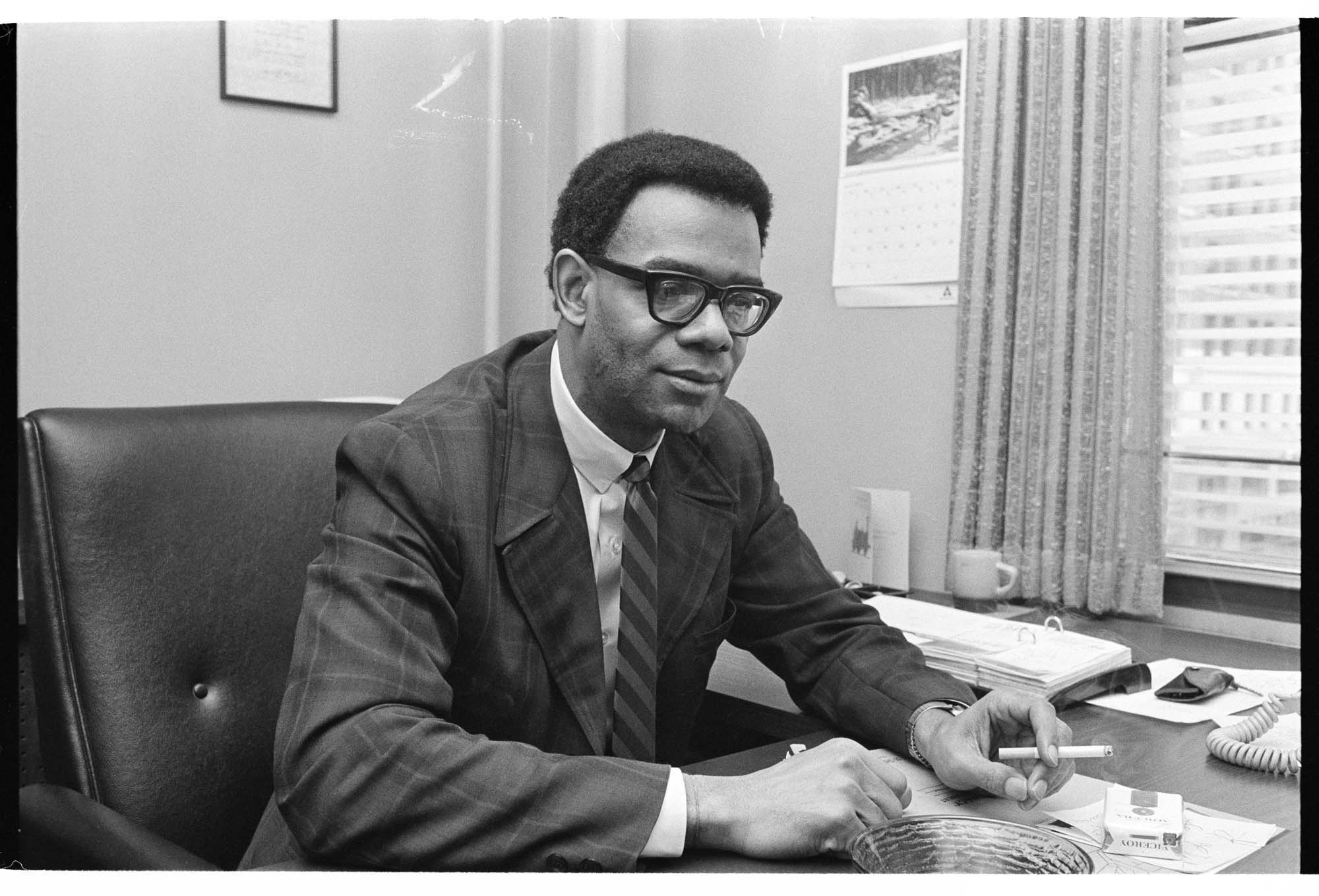 Image of Alfred E. Cowles at his desk, Seattle, March 30, 1973