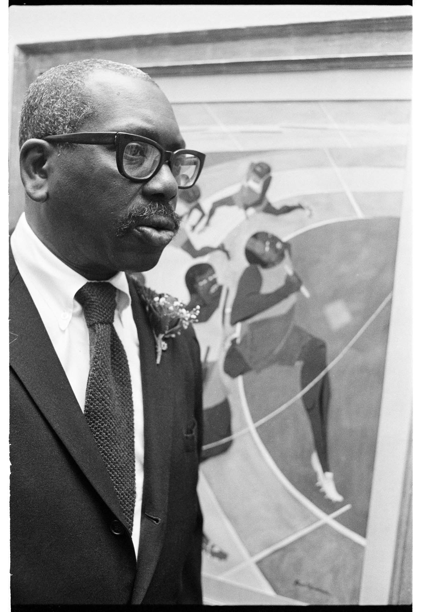 Image of Jacob Lawrence at Seattle Art Museum, December 15, 1974