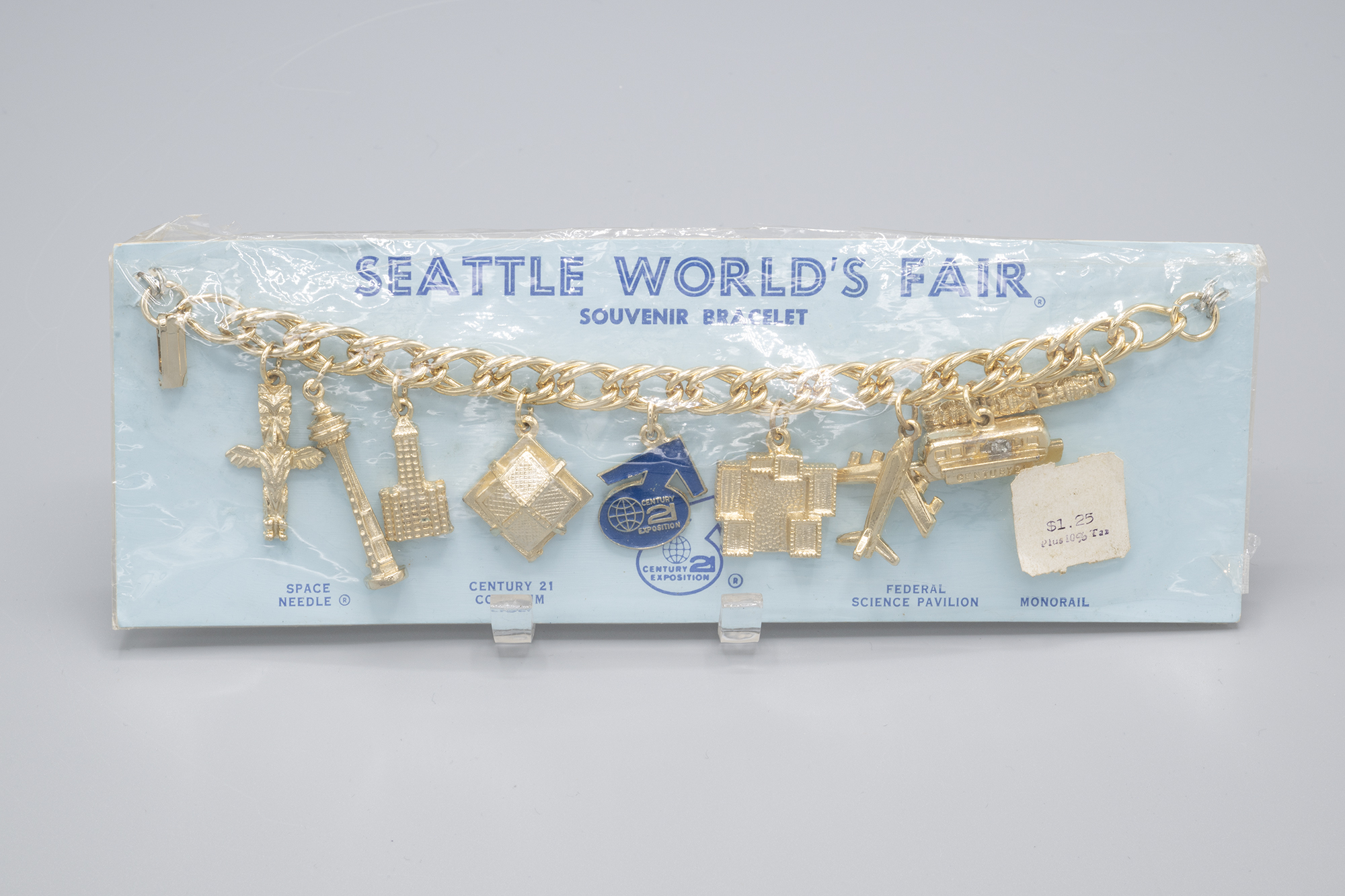 Image of Souvenir Seattle World's Fair charm bracelet from the Century 21 Exposition, 1962