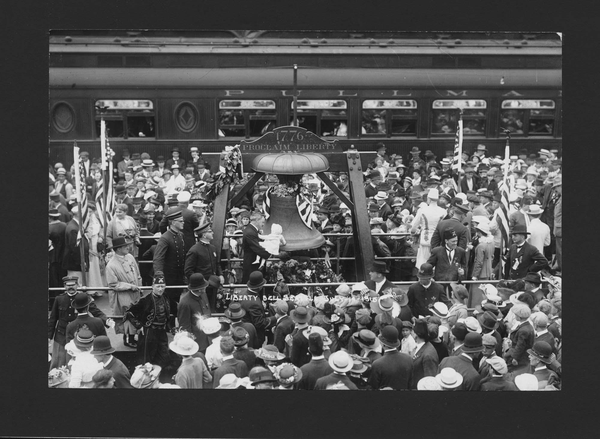 Image of Liberty Bell in Seattle, July 14, 1915