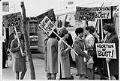 Image of Supporters of abortion reform boarding buses during Referendum 20 campaign, Seattle, March 28, 1970