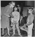 Image of Roberta Byrd Barr rehearsing 