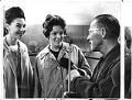 Image of Women speaking with Ben Paris billiards room attendant, Seattle, April 3, 1963