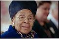 Image of Lillian Gideon at dedication of Heritage Garden, Seattle, October 16, 2001