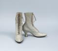 Image of Beige high-laced shoes, ca. 1883