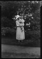 Image of Dorothy Stimson Bullitt and child, Seattle, circa 1925