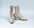 Image of Beige high-top leather boots, ca. 1900-1910