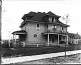 Image of University of Washington fraternity house, Seattle, circa 1908