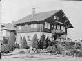Image of House owned by Dr. Nils A. Johanson on Broadway East, Seattle, circa 1925