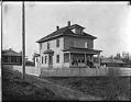 Image of Langstaff family home, Magnolia neighborhood, Seattle, 1908